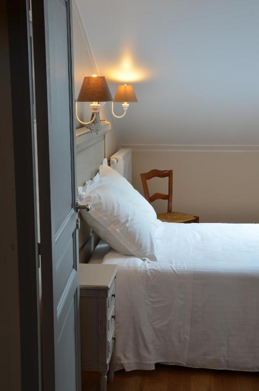 La Gentilhommiere Bed & Breakfast Chantepie Room photo