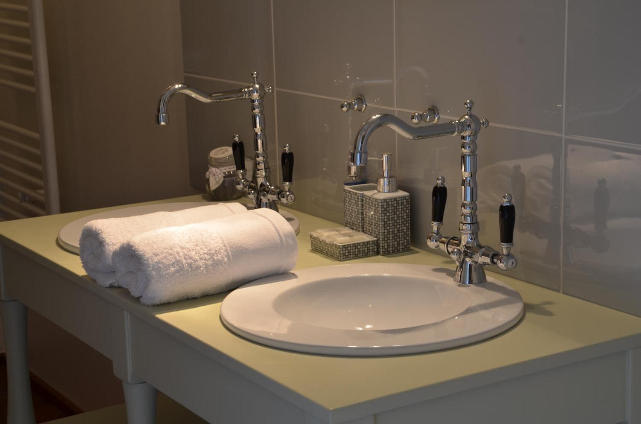 La Gentilhommiere Bed & Breakfast Chantepie Room photo